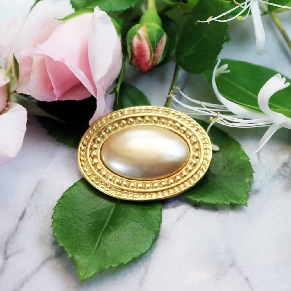 Vintage Carolee Pearl Brooch
